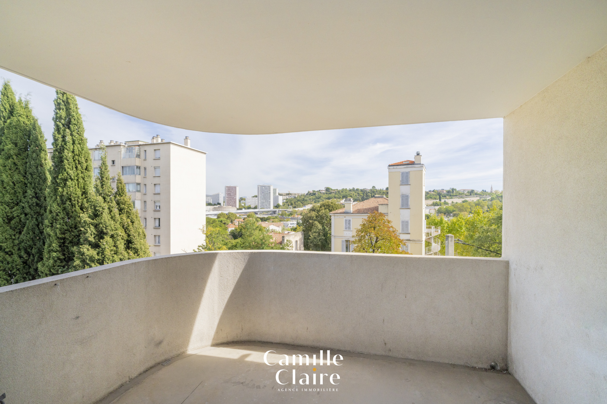 Vente Appartement 62.6 Marseille - Camille Claire Agence Immobilière Aix-en-Provence