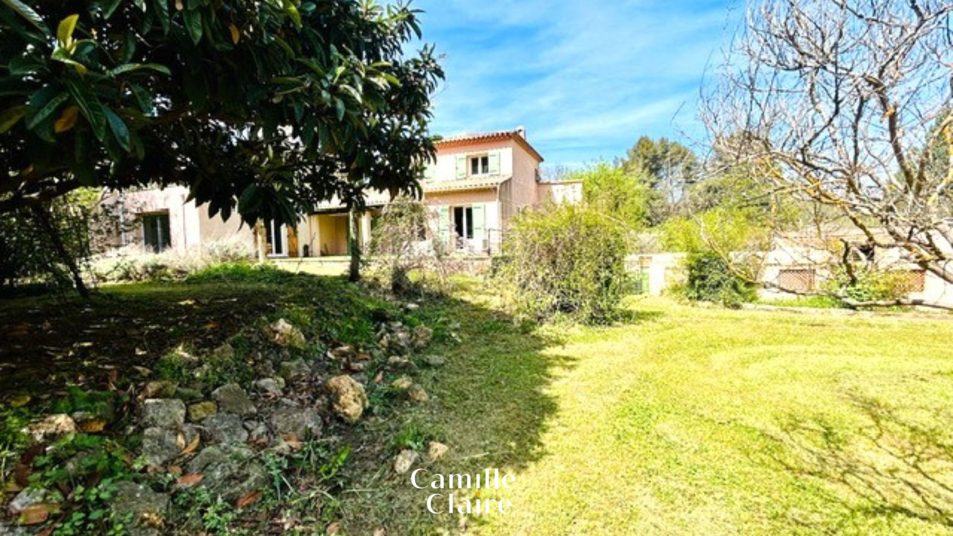 Vente Villa 229.05 St zacharie - Camille Claire Agence Immobilière Aix-en-Provence
